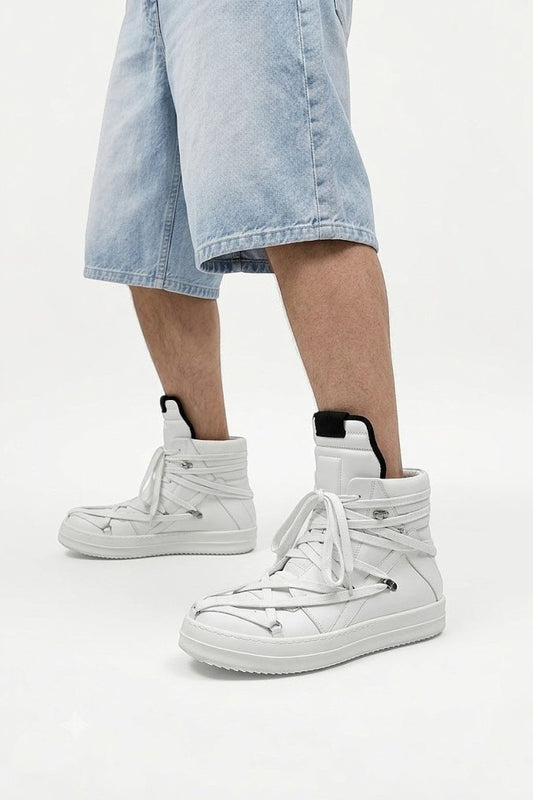 Chaussure montante gros lacet