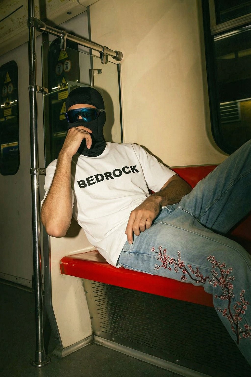 T shirt bedrock