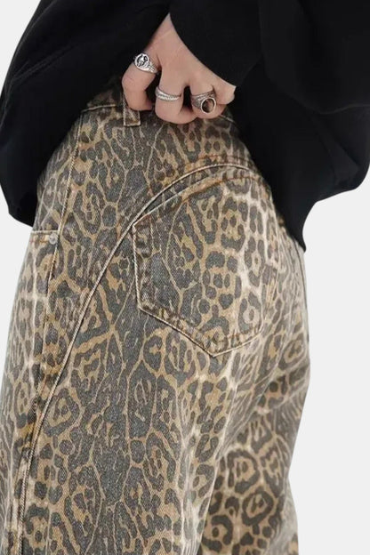 Baggy leopard