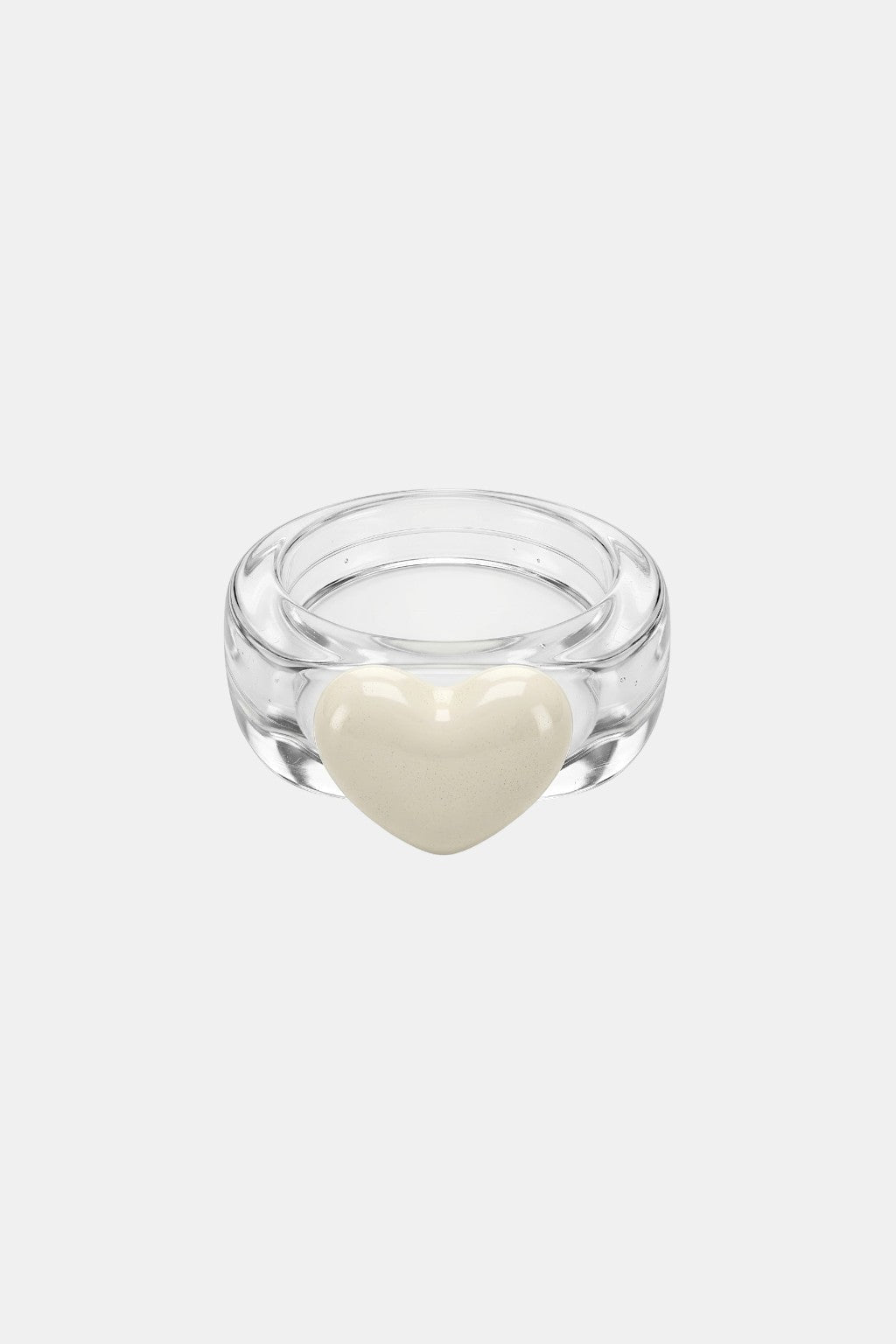 Bague en acrylique