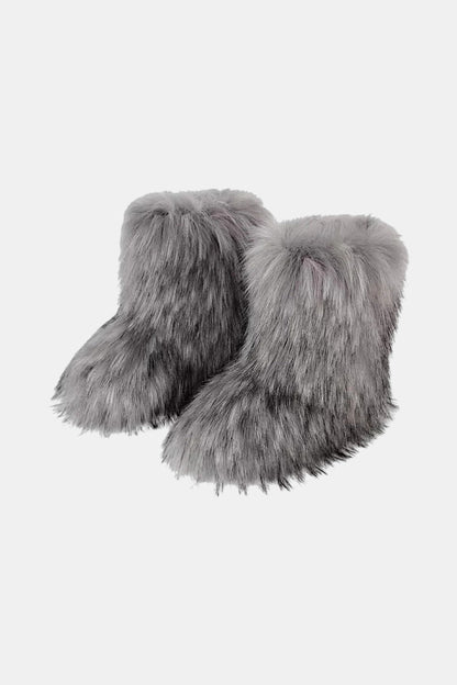 Fur boots