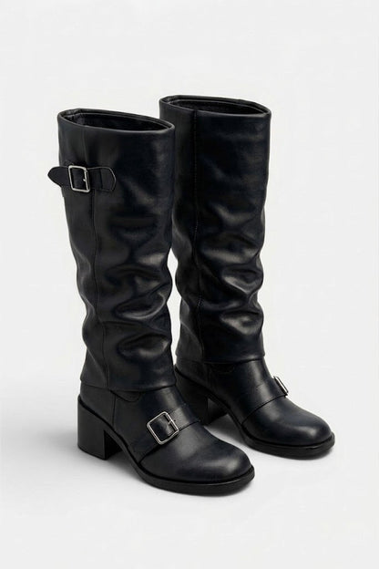 Buckle boots
