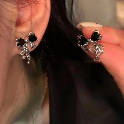 Knot Earring