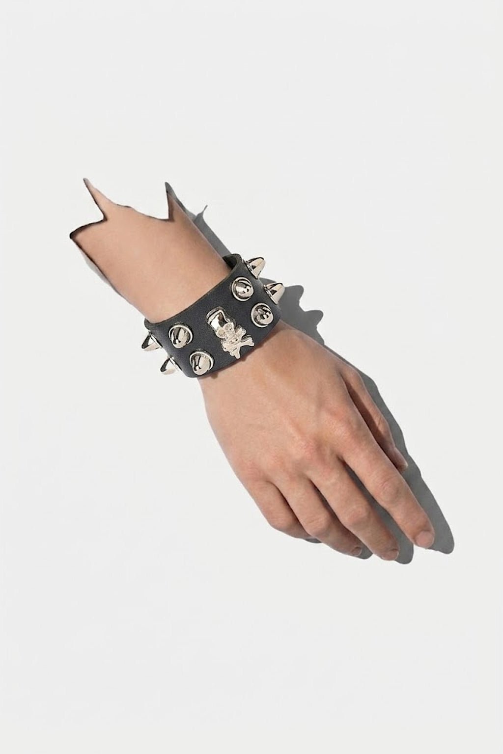 Bracelet à pointes