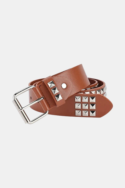 Pyramid studded belt