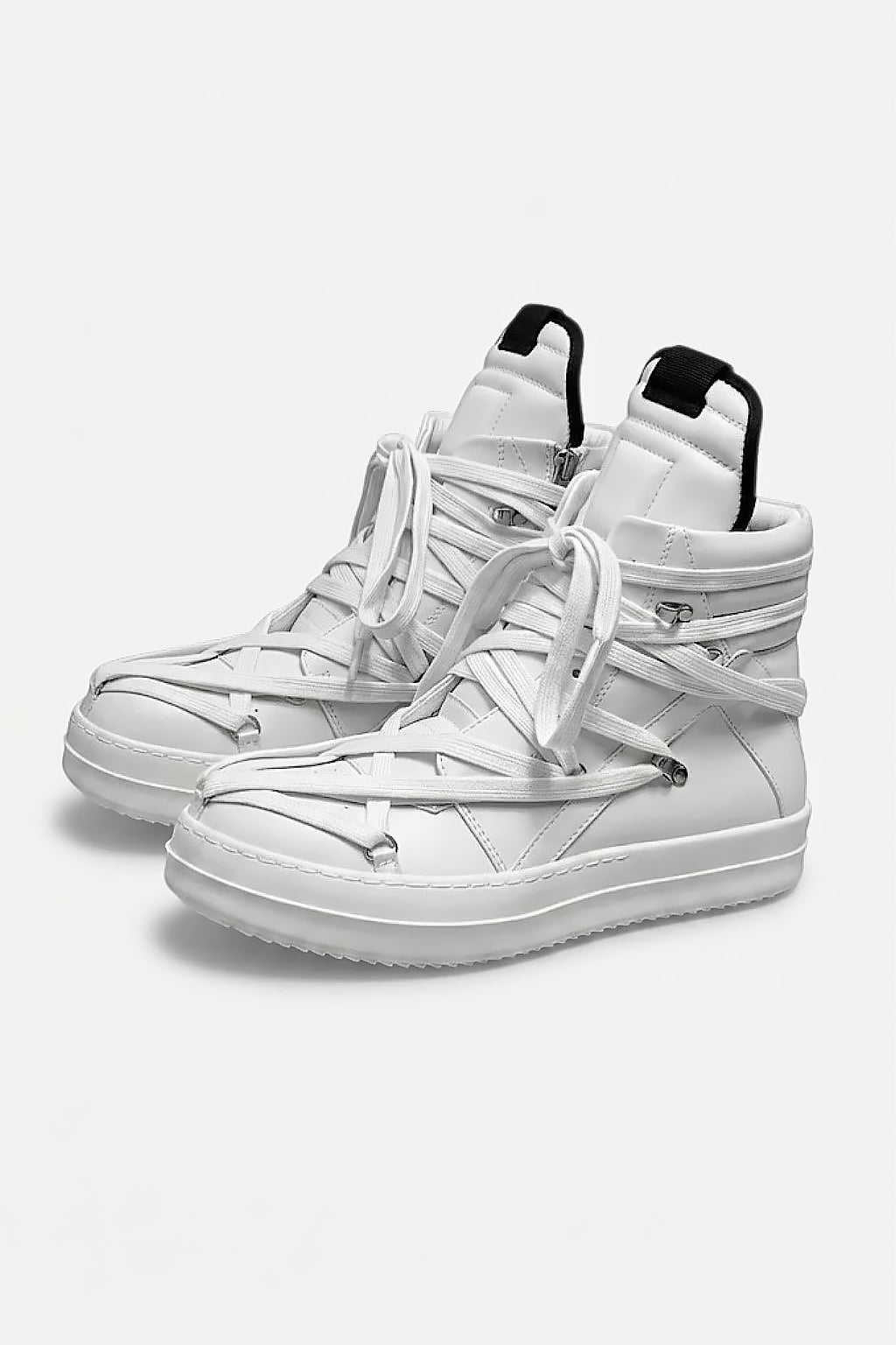 Chaussure montante gros lacet