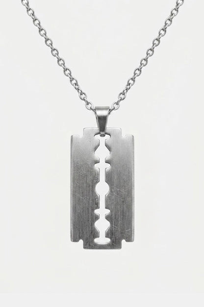 Collier à lame de rasoir