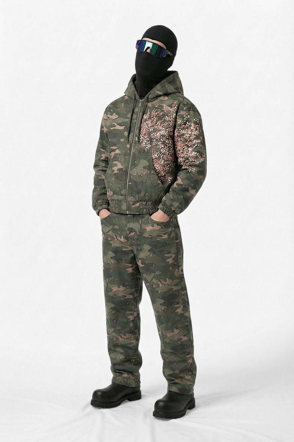 Ensemble camouflage brodee
