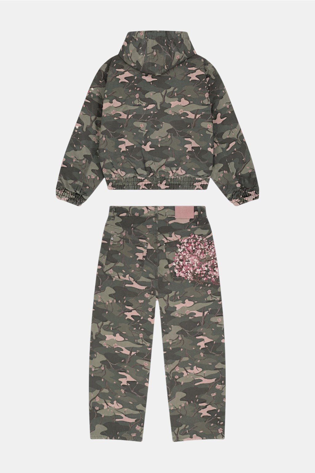 Ensemble camouflage brodee