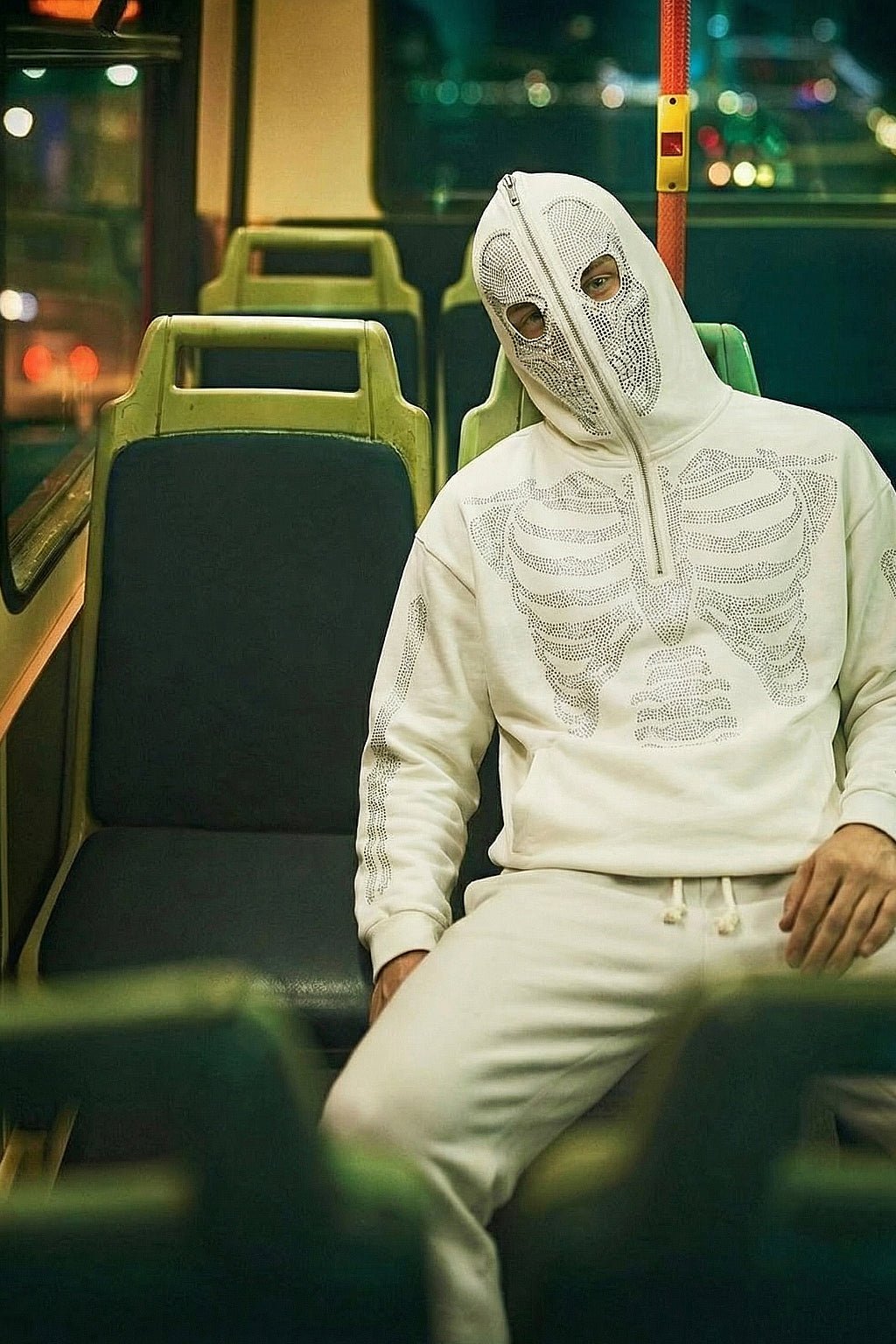 Full zip skeleton