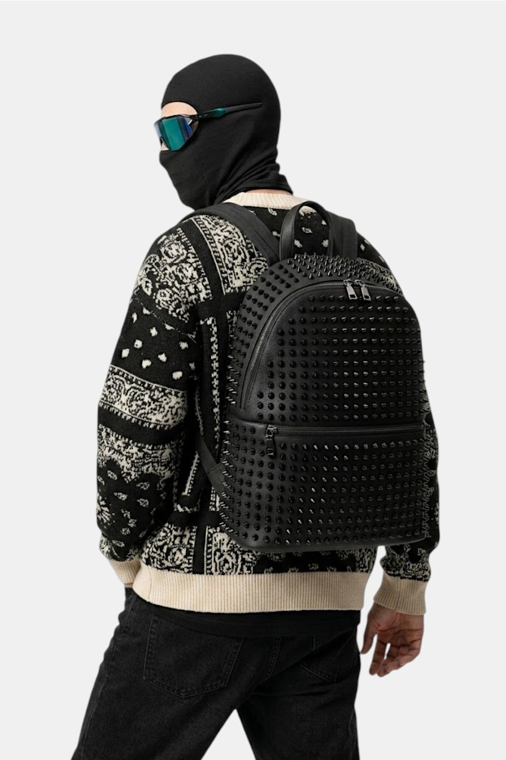 Spiked bag