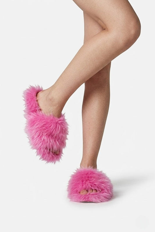 Fur sandals