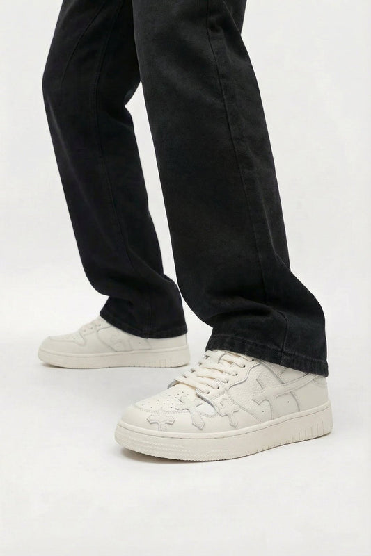 cross sneaker