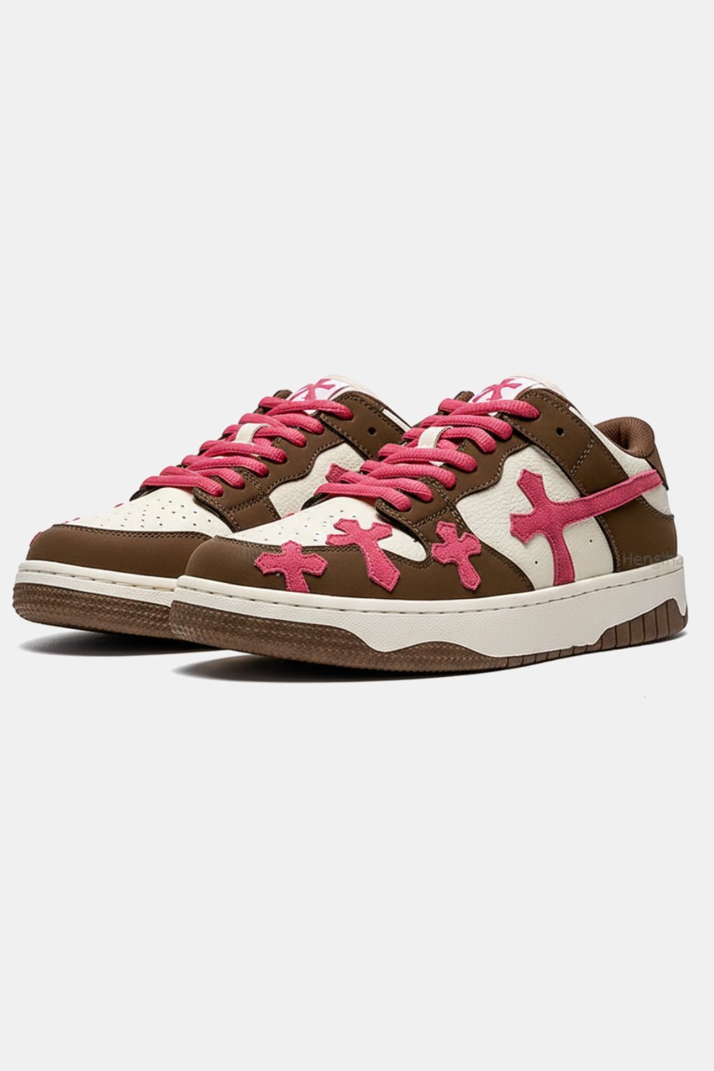 cross sneaker