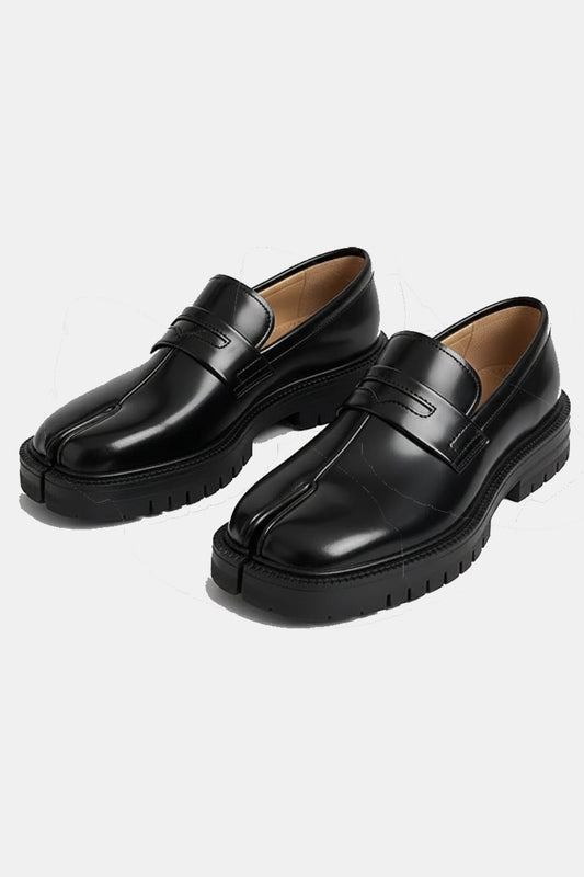 Tabi loafers